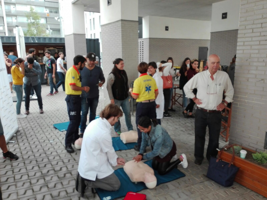 El servei de Medicina Intensiva sensibilitza a la ciutadania sobre com procedir en cas d’una aturada cardíaca 